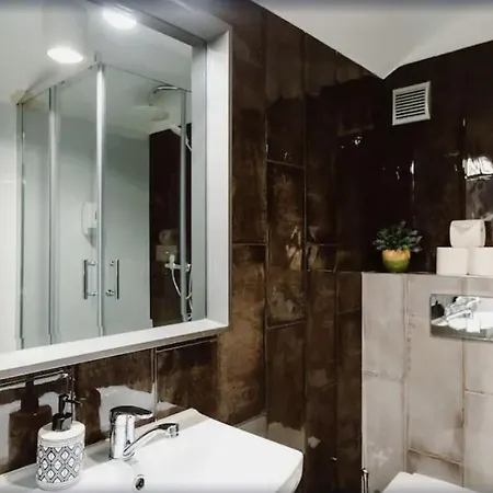 Erasmus Student - Old Town Cracovia