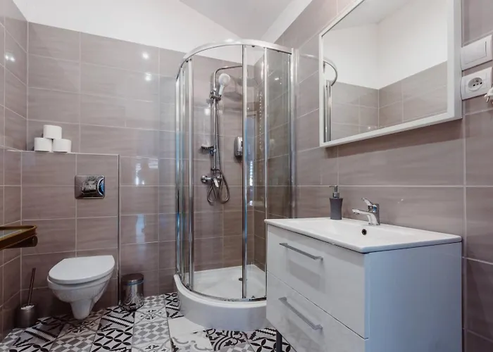 Erasmus Student - Old Town *