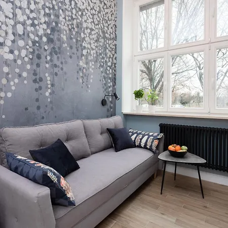 Erasmus Student - Old Town Apartment *
